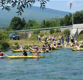 3 Bedroom Villa with Pool & Tennis Court near Sinj, sleeps 8